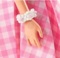Mattel Barbie: The Movie - Sběratelská panenka Margot Robbie jako Barbie v růžových šatech (5)